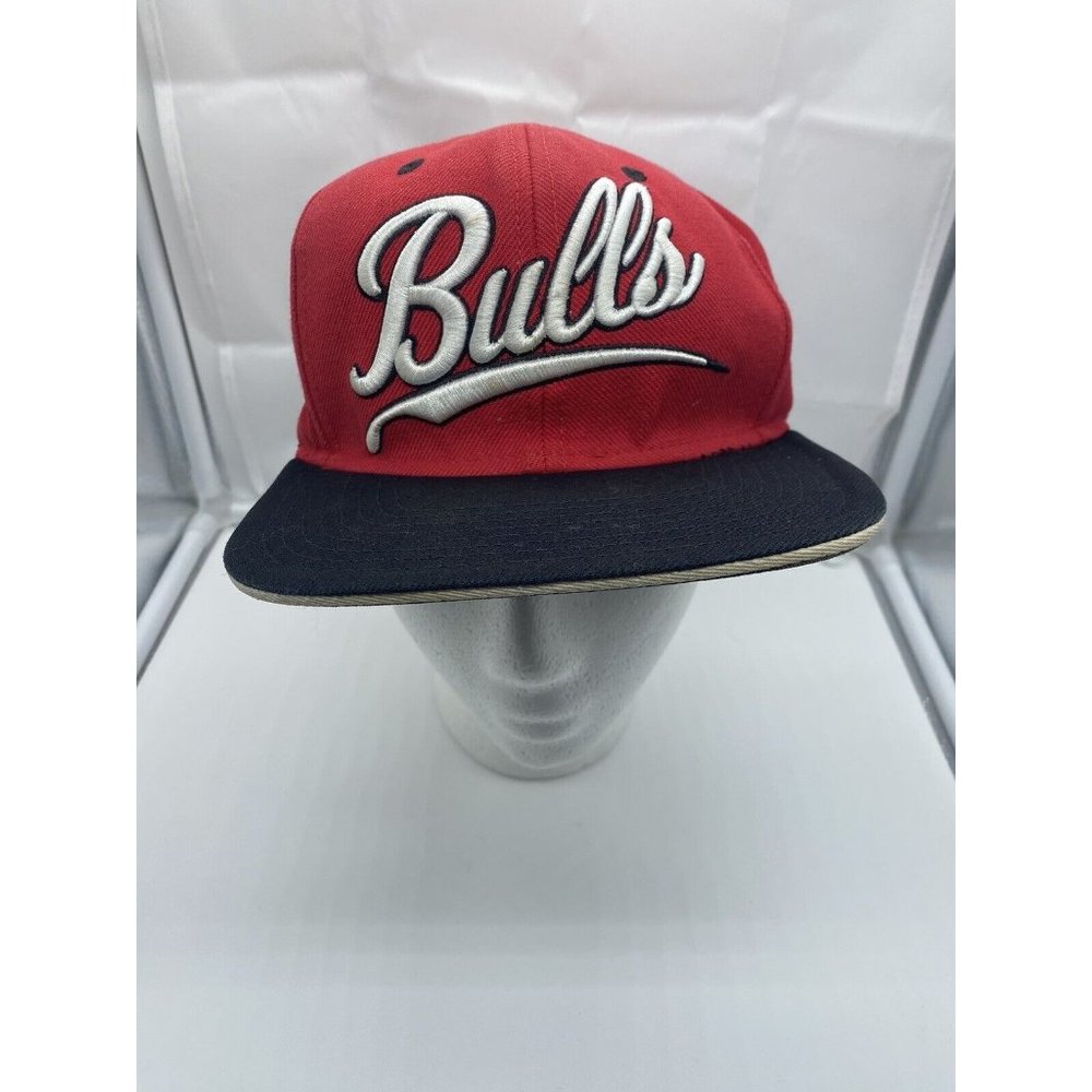 Chicago Bulls Red Hat Cap Adjustable Snap-Back Mitchell & Ness NBA Hardwood